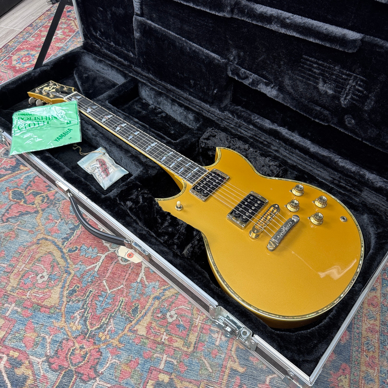 Yamaha SG3000 Custom All Gold Flagship Model First Year w/Flight