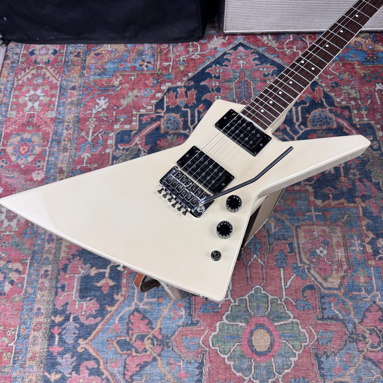 Fernandes Explorer Model BX-60 
