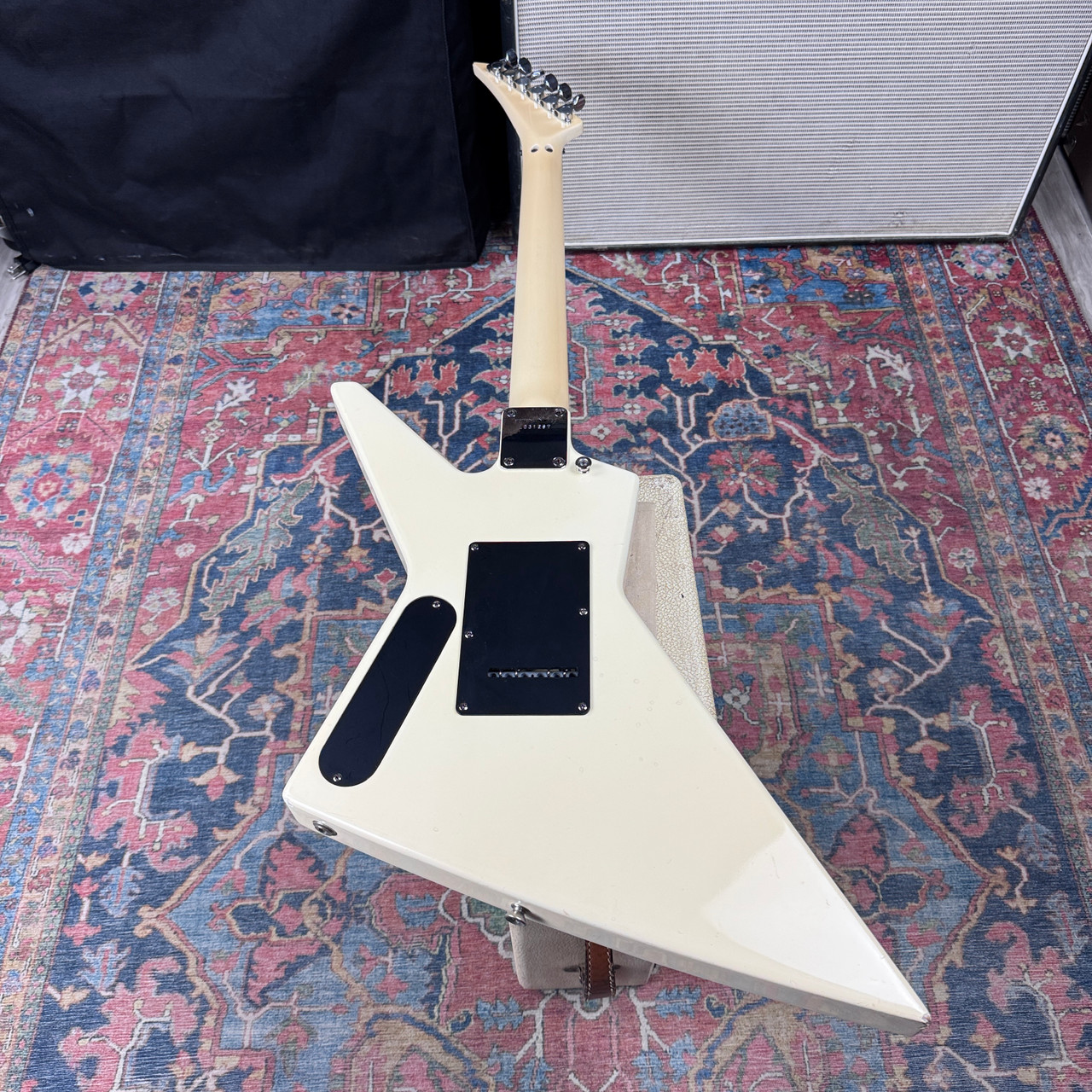 Fernandes Explorer Model BX-60 