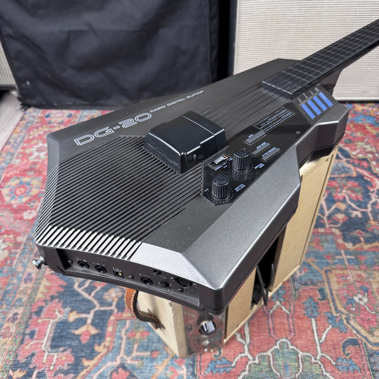 Casio DG-20 Digital Guitar w/Midi Out - Serviced