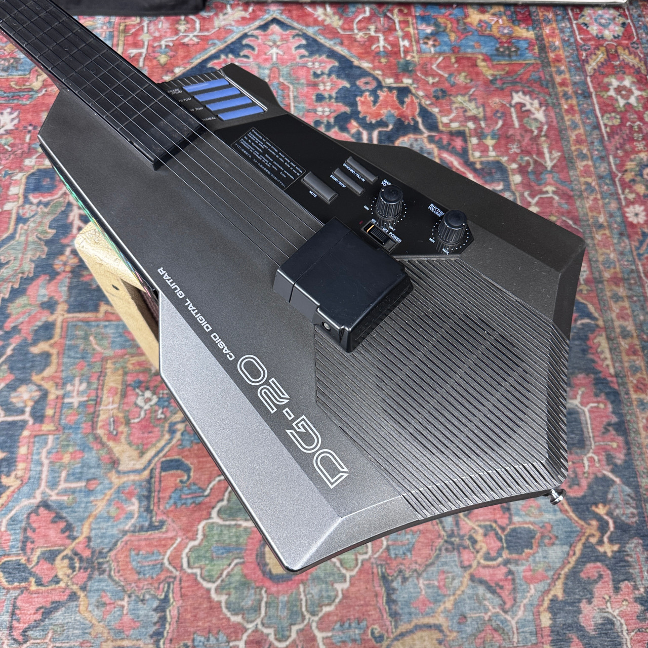 Casio DG-20 Digital Guitar w/Midi Out - Serviced