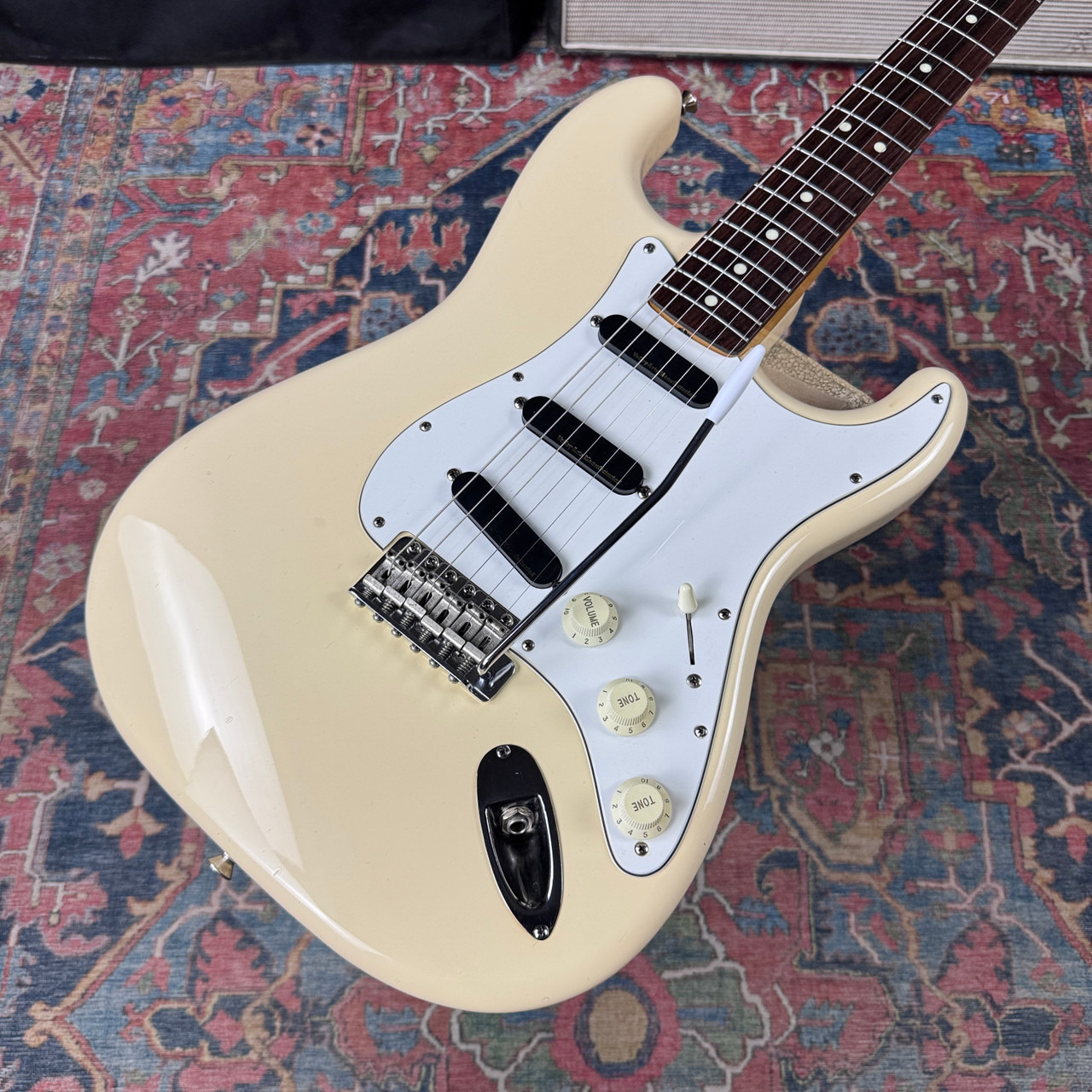 Fernandes Revival '64 Stratocaster Model RST-50 w/Valley Arts PU's