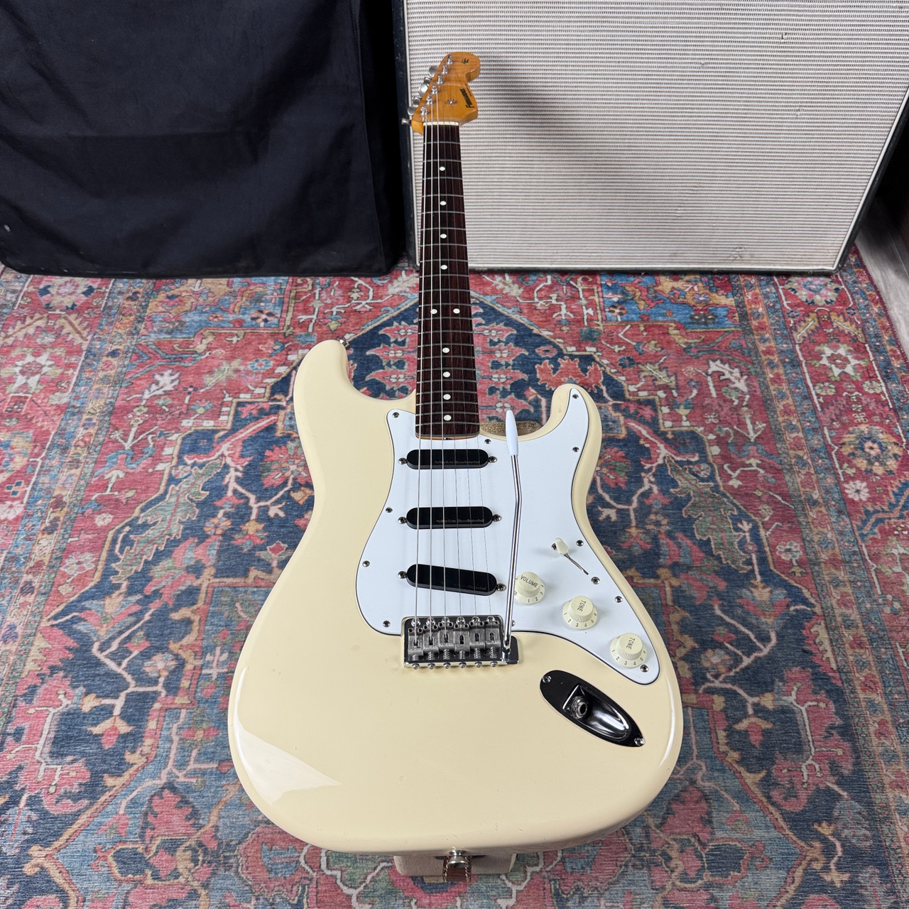 Fernandes Revival '64 Stratocaster Model RST-50 w/Valley Arts PU's