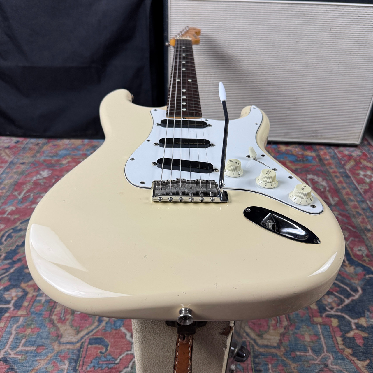 c*e様 FERNANDES The Revival エレキギター アイボリー Fernandes Revival '64 Stratocaster Model RST-50 w/Valley Arts PU's