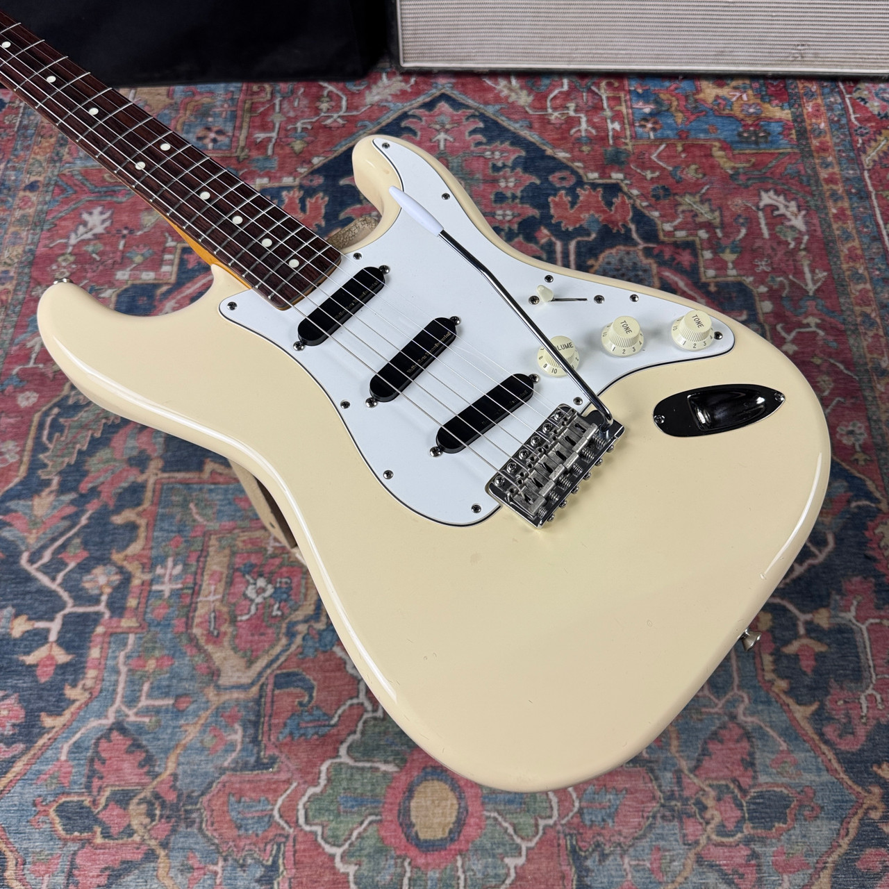 Fernandes Revival '64 Stratocaster Model RST-50 w/Valley Arts PU's