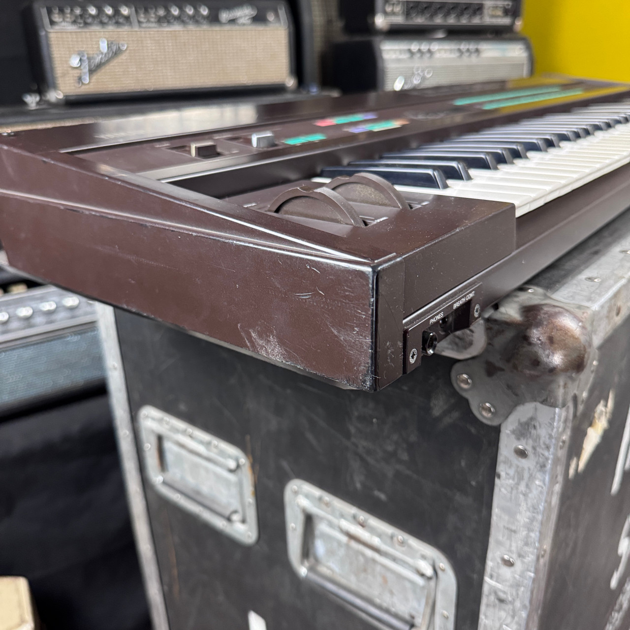 Yamaha DX-7 Digital FM Synthesizer 61 Key - 1980's