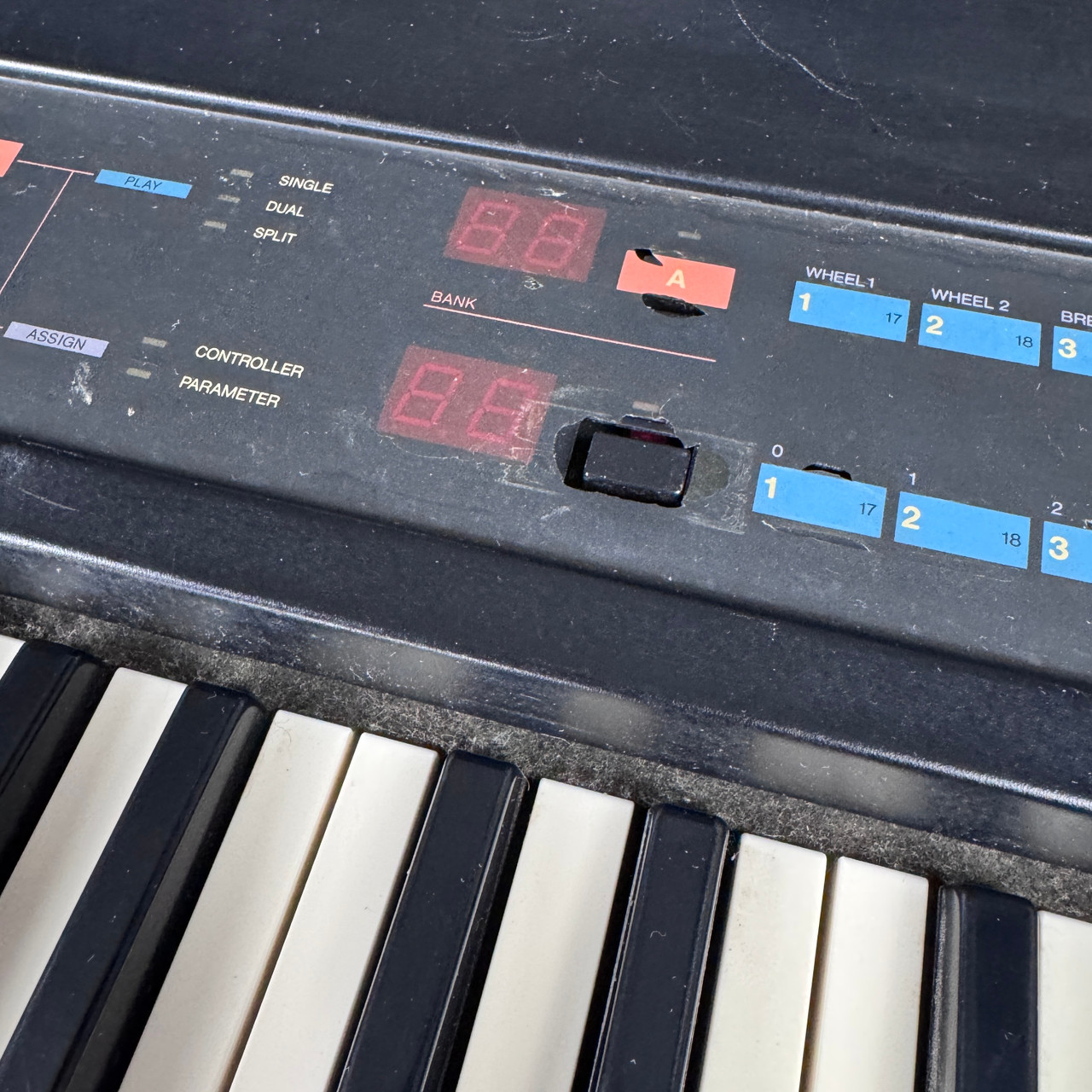 Yamaha KX-76 76-key MIDI Master Keyboard Controller