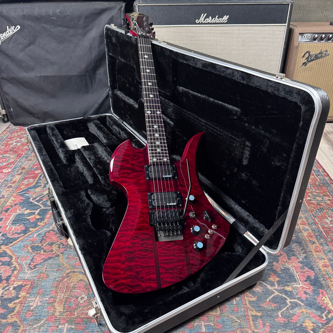 2009 BC Rich Mockingbird ST Neck Through Quilted Maple Rockfields