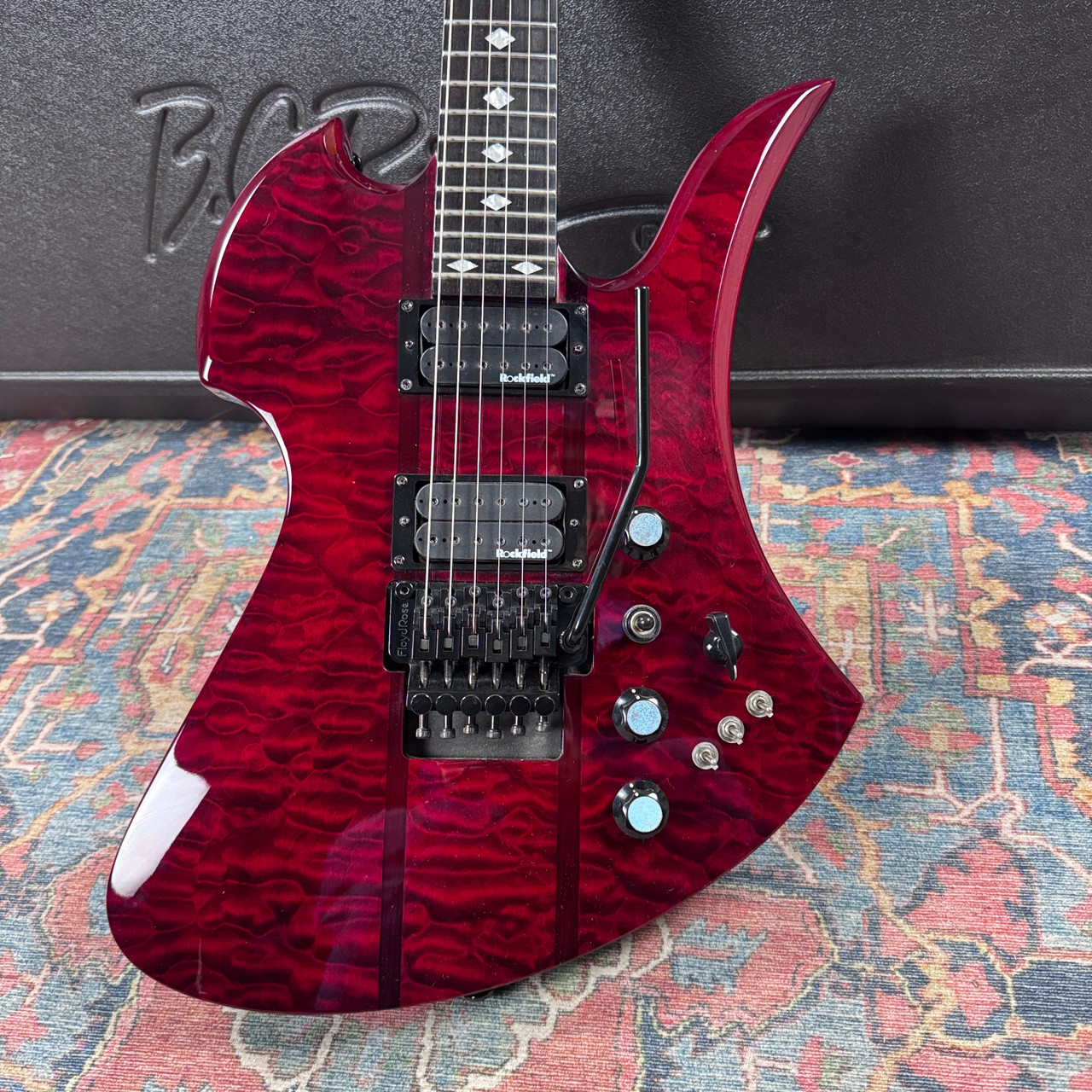 2009年製 B.C. Rich Mockingbird - ST スルーネック 2009 BC Rich Mockingbird ST Neck Through Quilted Maple Rockfields