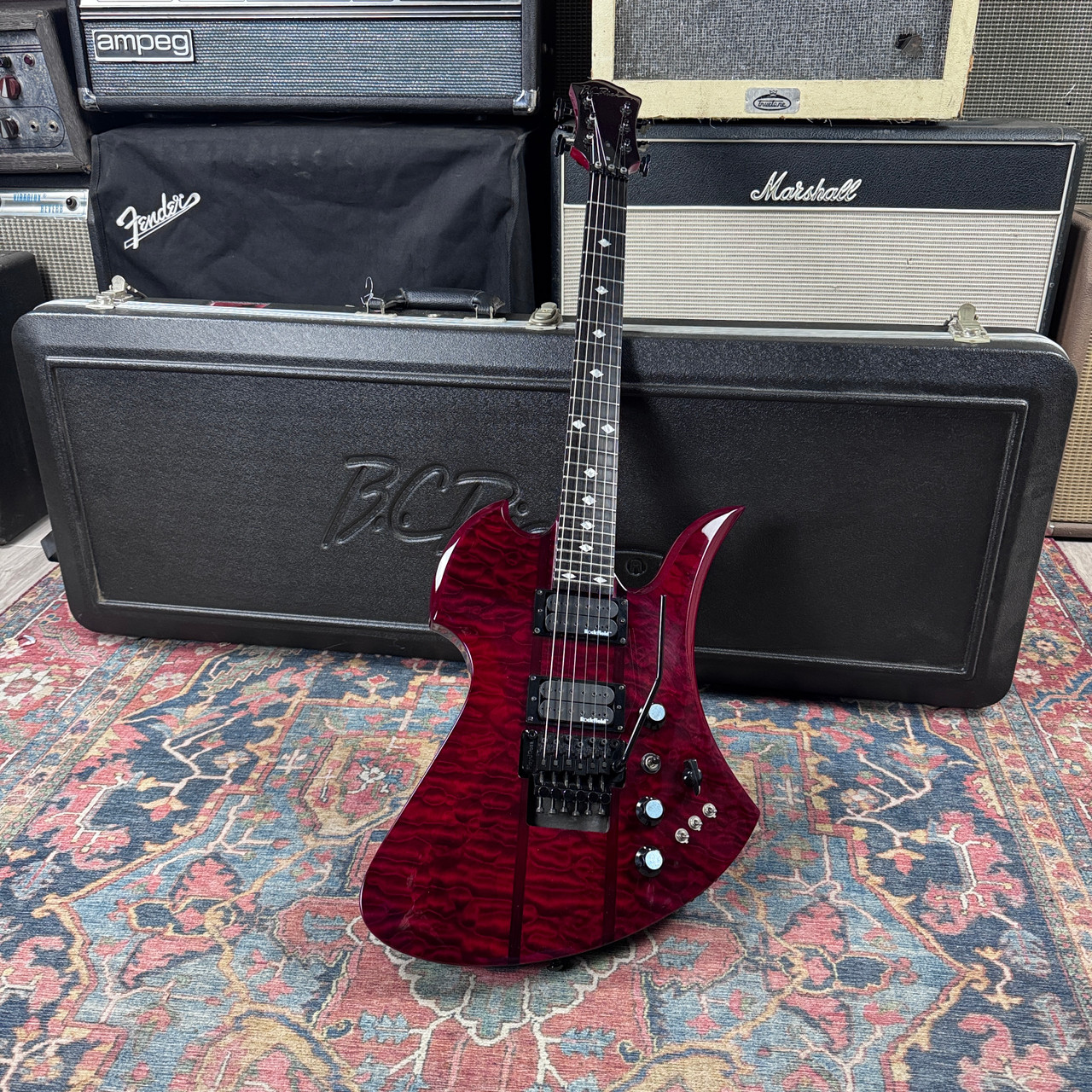 2009 BC Rich Mockingbird ST Neck Through Quilted Maple Rockfields