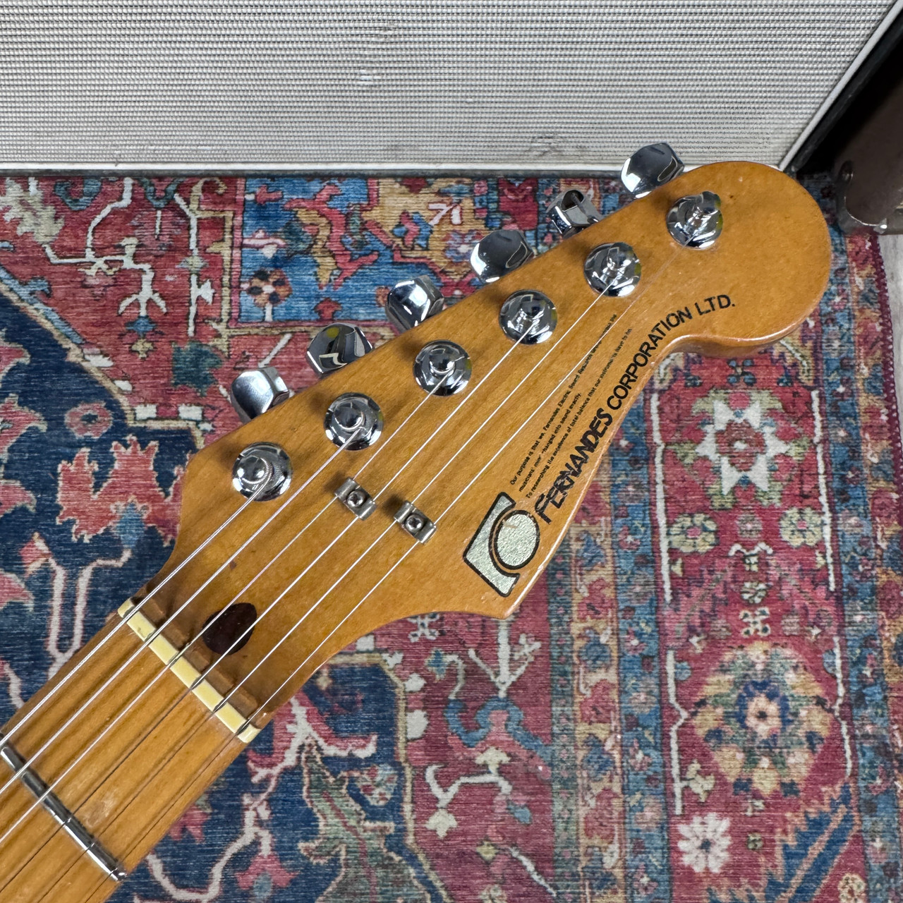 Fernandes FST-120VXS Stone Loge Vintage Series Stratocaster