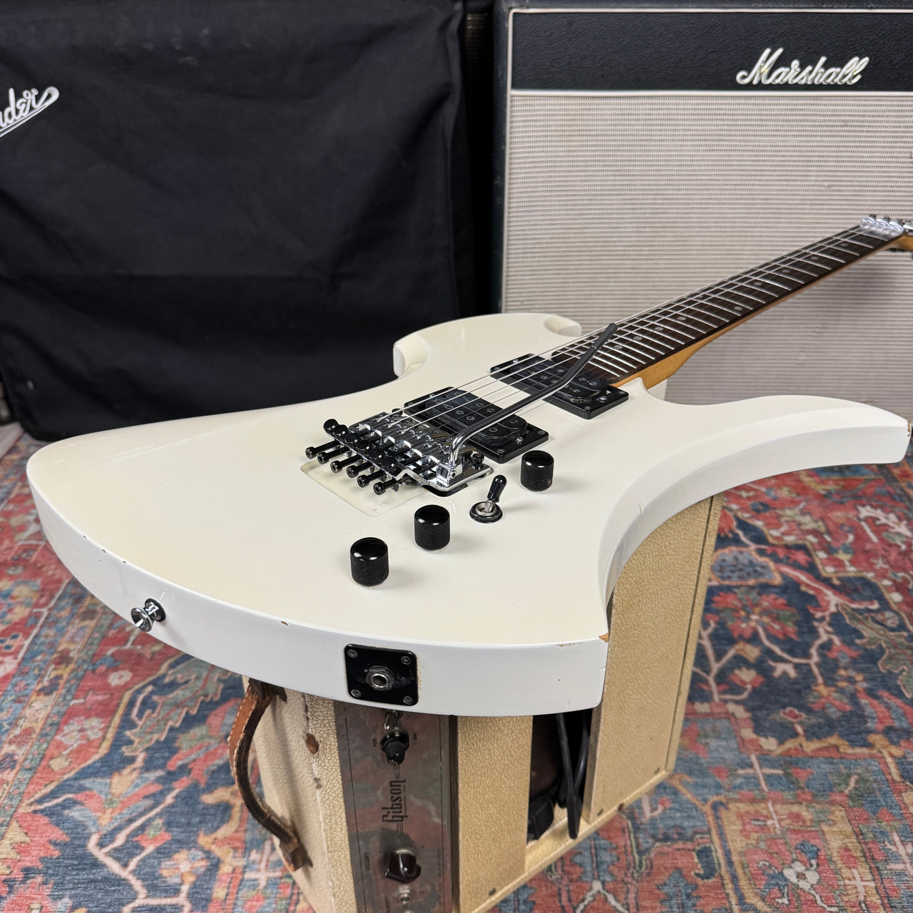 BC Rich Mockingbird MG-801 Floyd Rose Snow White MIJ- 1989