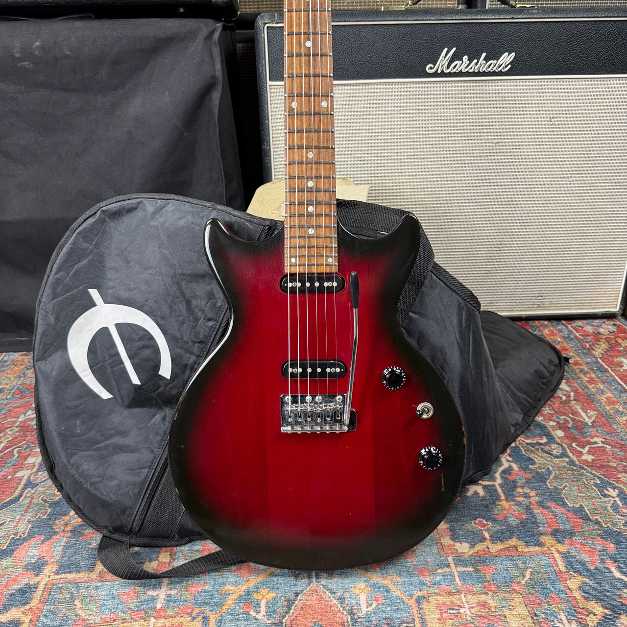 1997 Gibson All American II Series Melody Maker w/Original Gig Bag