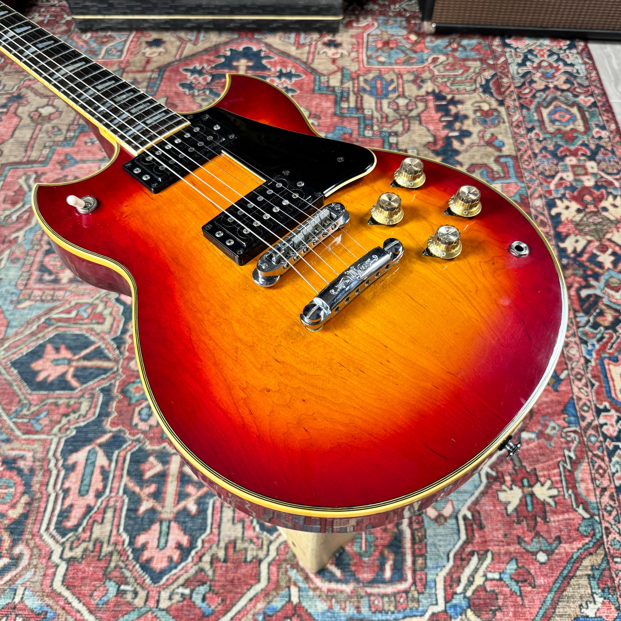 Yamaha SG700 Double Cut MIJ Solid Body w/OHSC 1975