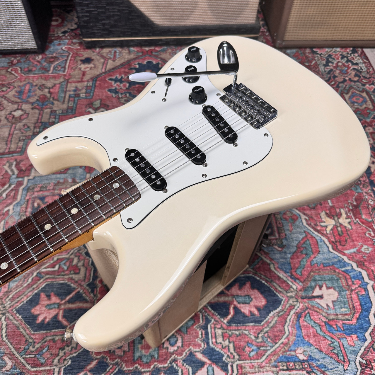 FERNANDES THE REVIVAL RST-50 ストラト Fernandes THE REVIVAL RST-50 '64