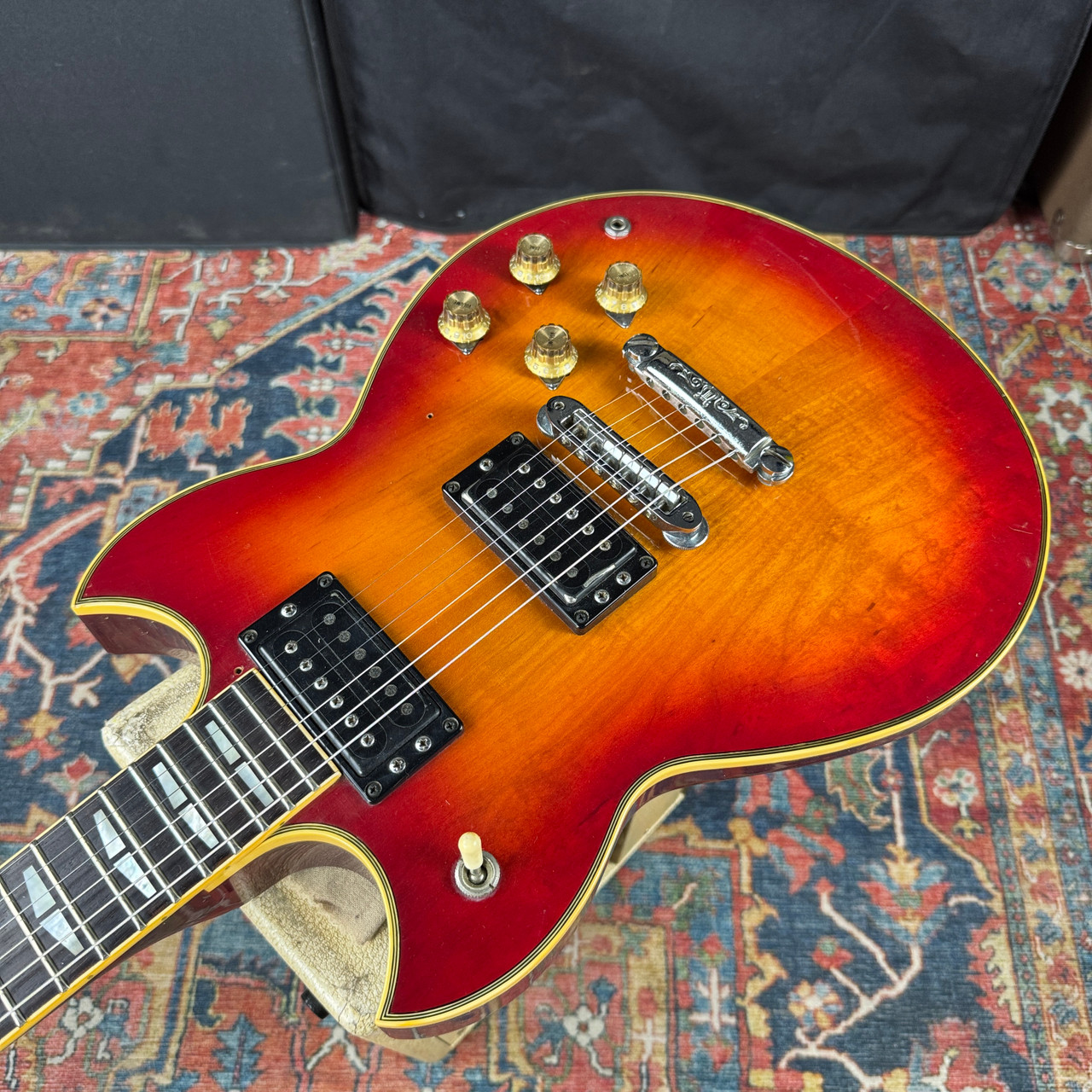 Yamaha SG700 1977 Double Cut Sunburst - HS Repair