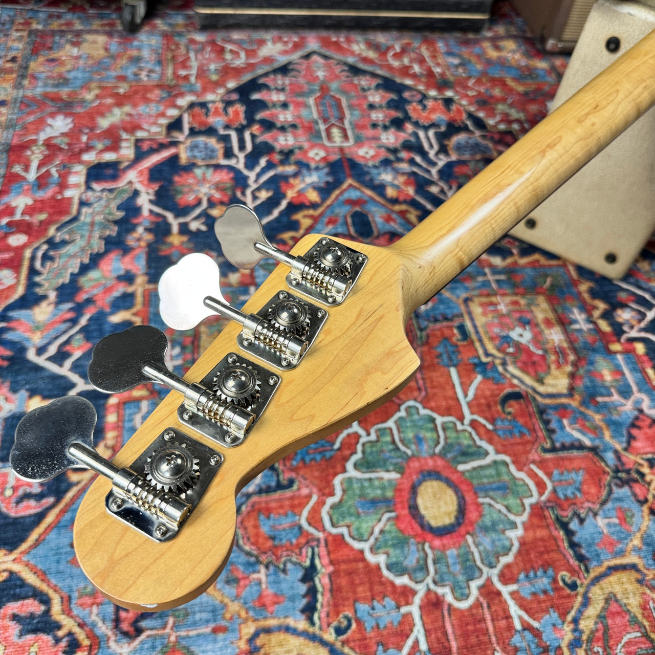 Fender 