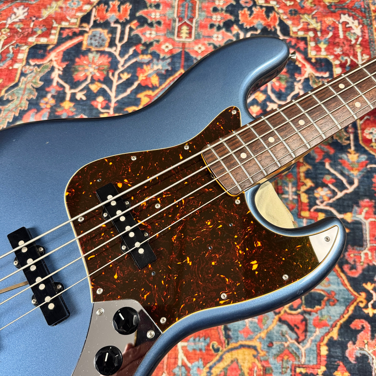 Fender Japan Jazz Bass JB62 / 60sリイシュー 2010 Fender '62 Reissue Jazz Bass JB62 Made in Japan - Vintage White