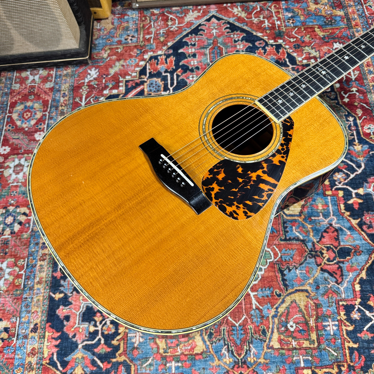 1998 Yamaha Custom Shop Luxury Line LL33J All Solid Woods