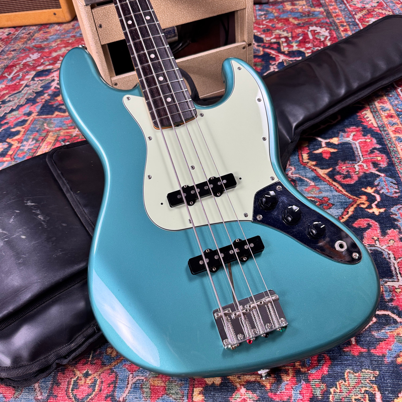 Fender Japan JB62 Ocean Turquoise ジャズベース Fender JB-62 75US Vintage Reissue Jazz Bass Ocean Turquoise