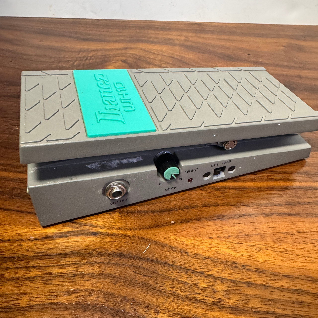 Ibanez WH10 V2 Wah Pedal Tone Loc Series