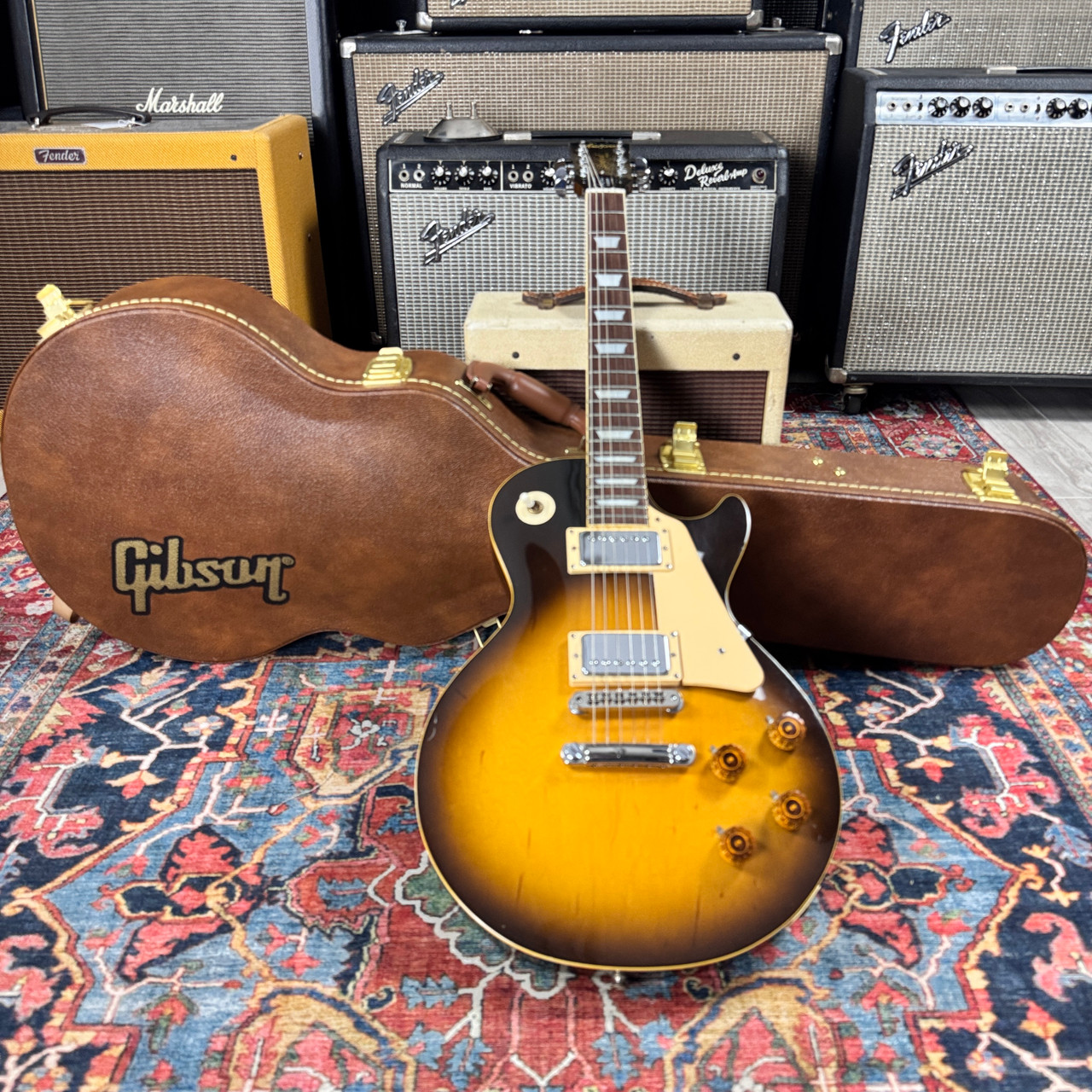 aria proⅡ エレキギター　leopard les paulコピーモデル Aria Pro II Blitz Leopard - Les Paul Copy FOR SALE – Soundgas