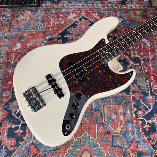 Fender '62 Reissue Jazz Bass JB-62 Vintage Series Olympic White