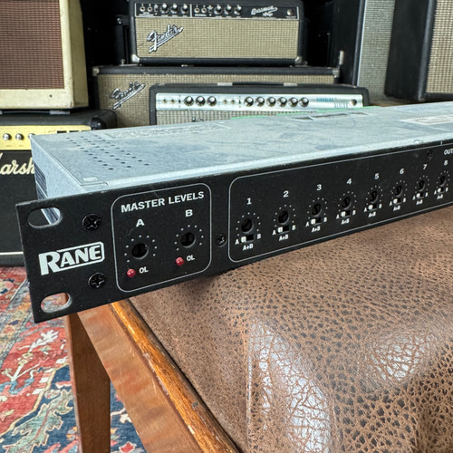 Amplifiers and Pedals