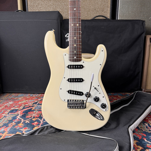 Fernandes Revival Series Ritchie Blackmore Stratocaster ST80-RB Olympic White Rosewood - 1980's