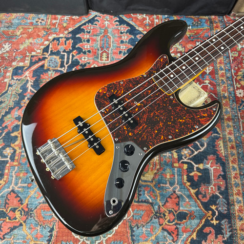 1962 Fender Jazz Bass Reissue Vintage Collection 3 Tone Sunburst Model JB62-70US - 2002-2004