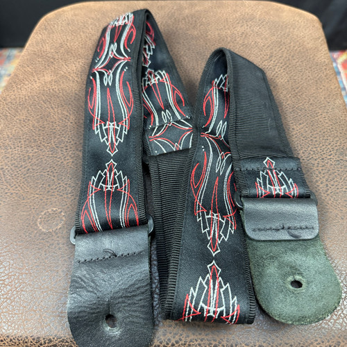 Planet Waves Pinstripe Design Billy Gibbons Style Guitar and Bass Strap