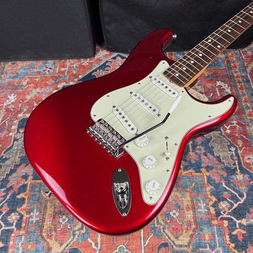 Fender 75th Anniversary Traditional II 60’s Stratocaster Candy Apple Red - 2021