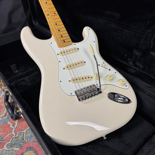 *Video* Fender JV Modified 60's Stratocaster Olympic Soft V Neck White Hard Case - 2022