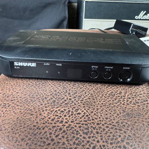 Shure BLX4 H9 Wireless Microphone w/Headset - 2015