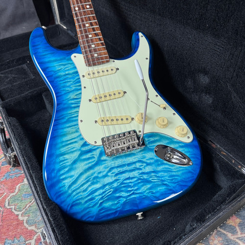 Fender FSR Quilt Top Stratocaster Model ST62-QT-AQB - Aquamarine Blue