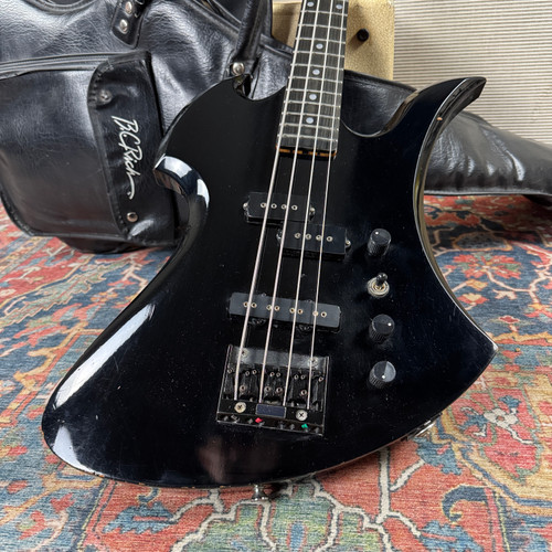 1990 BC Rich Mockingbird Short Scale Model MB857 w/Super 2100 Neck - Black