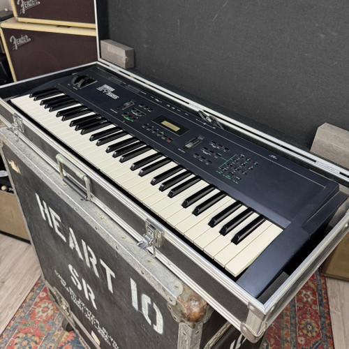 Yamaha SY55 Digital Workstation Synthesizer 61-Key w/Flight Case - 1989-