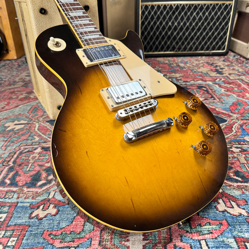 Aria Pro IIAria Pro II *1 Piece Top!* LS700S "Leopard" 1978 Les Paul Standard Style - Tobacco Burst "Leopard" 1978 Les Paul Standard Style - Tobacco Burst