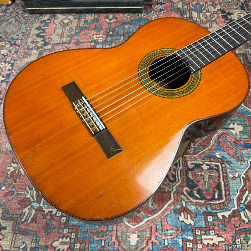 1980 Yamaha G250 Solid Spruce Top