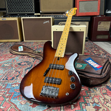 極美品　レア　YAMAHA super bassビンテージベース　SB-700 極美品 レア YAMAHA super bassビンテージベース SB-700 極美品