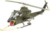 1/32 AH-1G Cobra Helicopter