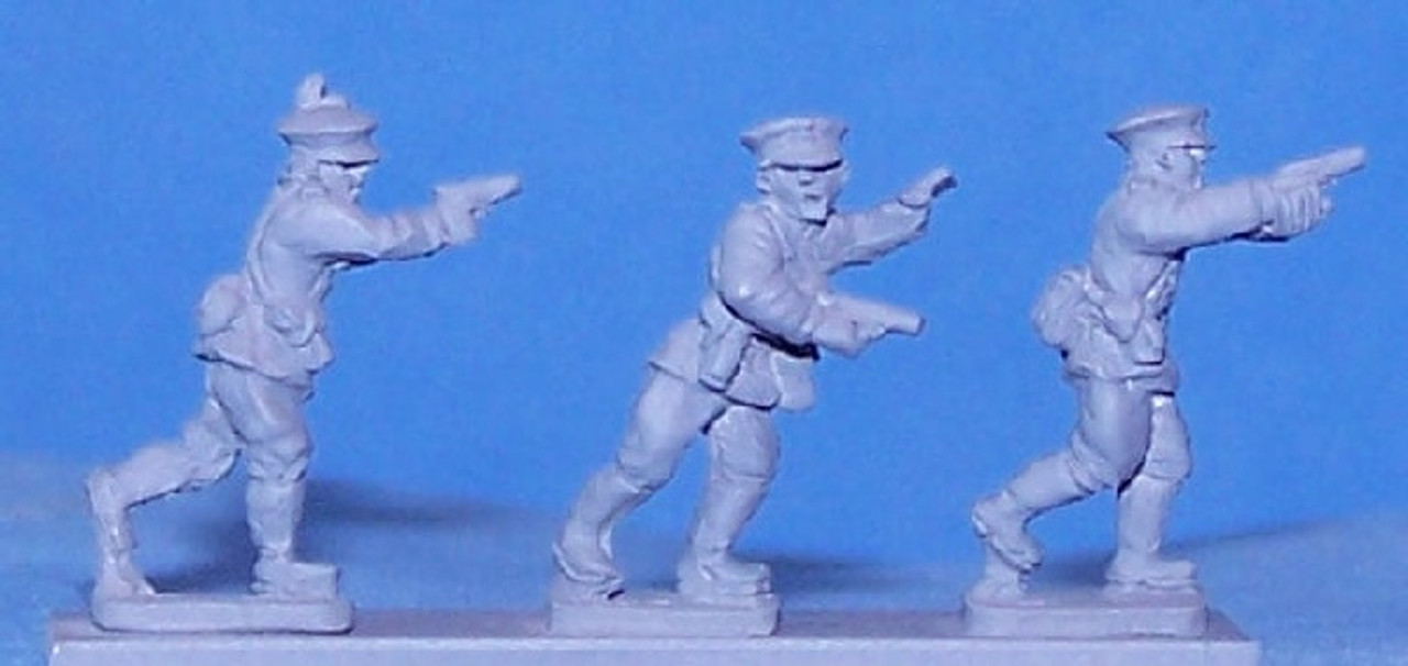 PIG080641 - RUSSIAN OFFICERS IN CAP