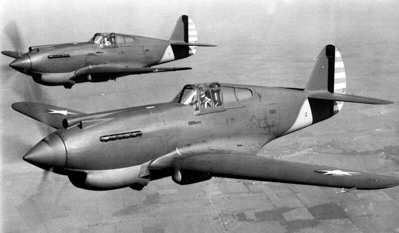 Aircraft Pictorial #05 - P-40 Warhawk