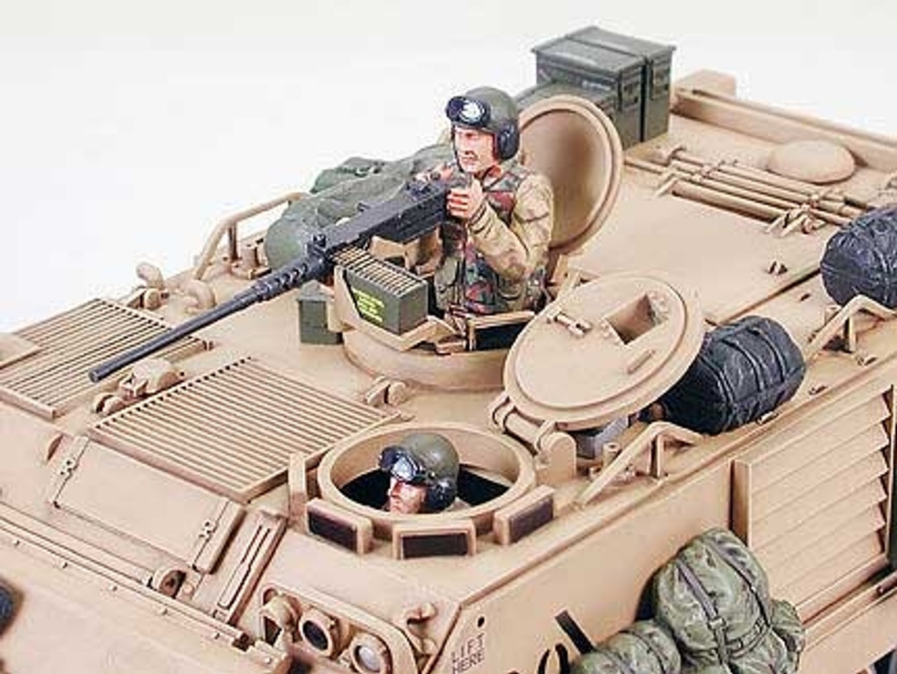 1/35 M113A2 Armored Person Carrier Desert Version - 35265