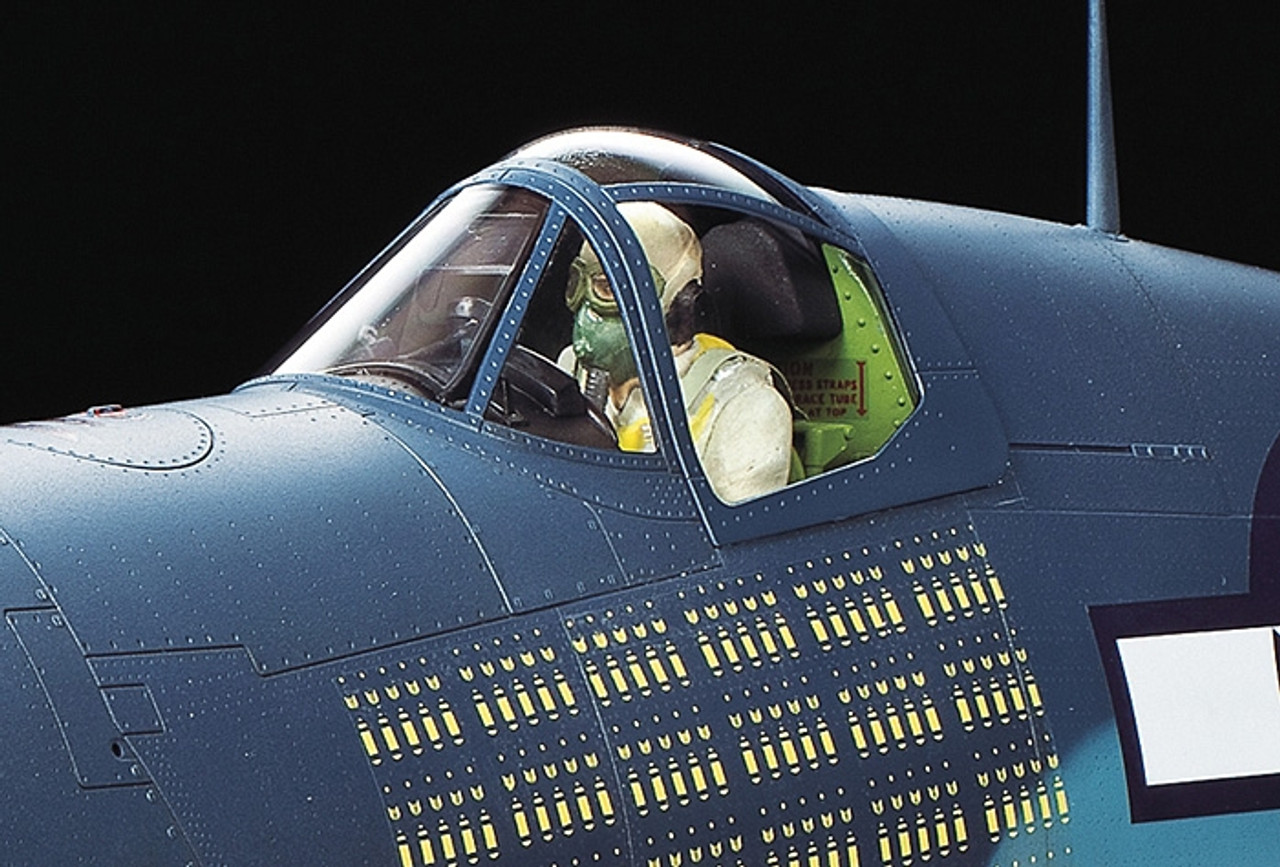 セール　タミヤ　 Vought F4U-1A Corsair 1/32 1/32 Vought F4U-1A Corsair - 60325 - Brookhurst Hobbies