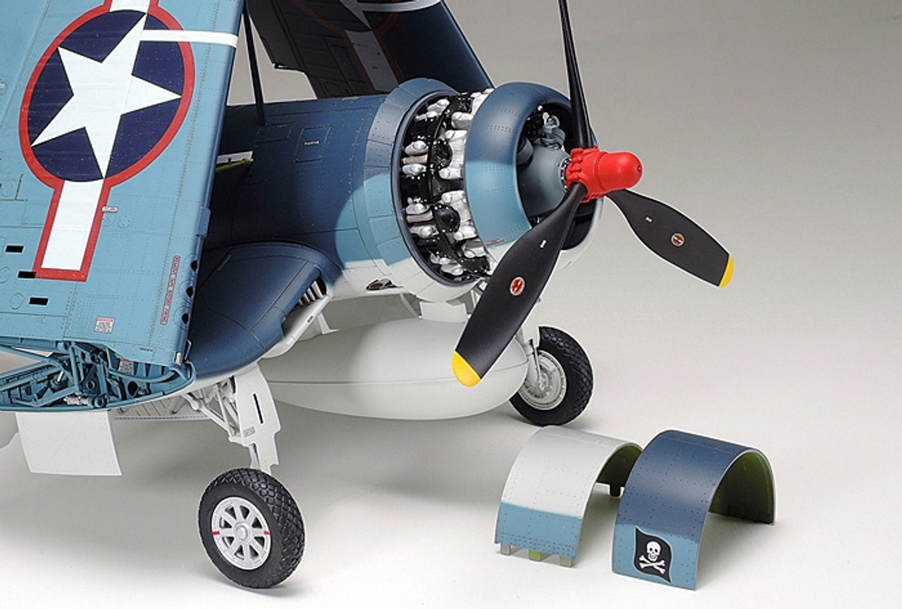 セール　タミヤ　 Vought F4U-1A Corsair 1/32 1/32 Vought F4U-1A Corsair - 60325 - Brookhurst Hobbies