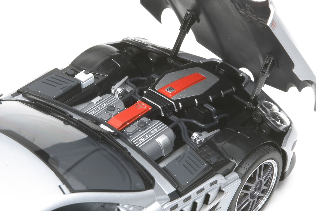 1/24 Mercedes Benz SLR Mclaren 722 Edition - 24317 - Brookhurst