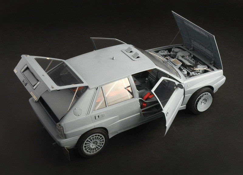 自動車 Lancia Delta HF Integrale 16V 1:12 1/12 LANCIA DELTA HF INTEGRALE 16V - ITA4709 - Brookhurst Hobbies
