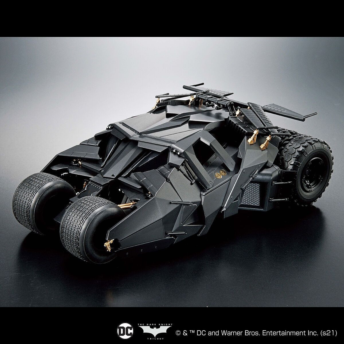 バットマンカー 1/35 Batmobile (Batman Begins Ver.) - Brookhurst Hobbies