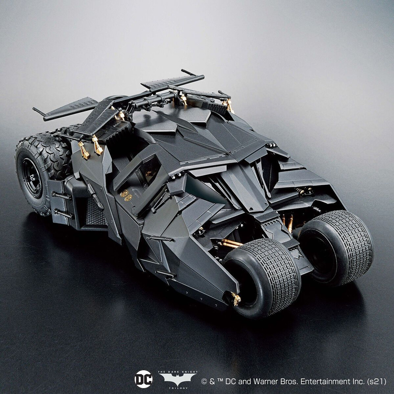 バットマンカー 2億円超えのバットモービル風SUV登場！